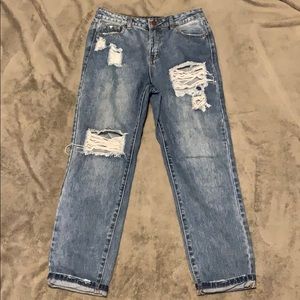 Tobi distresses boyfriend jeans